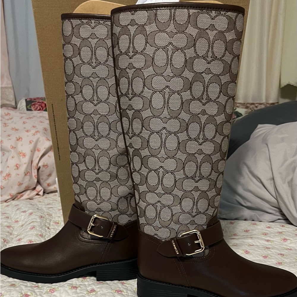 Coach Maple Brown Signature Tall Riding Boots NWT & Box